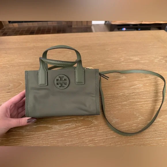 BNWOT Tory Burch Ella Nylon Mini Tote Crossbody Bag in Palm Leaf Green - Picture 2 of 5
